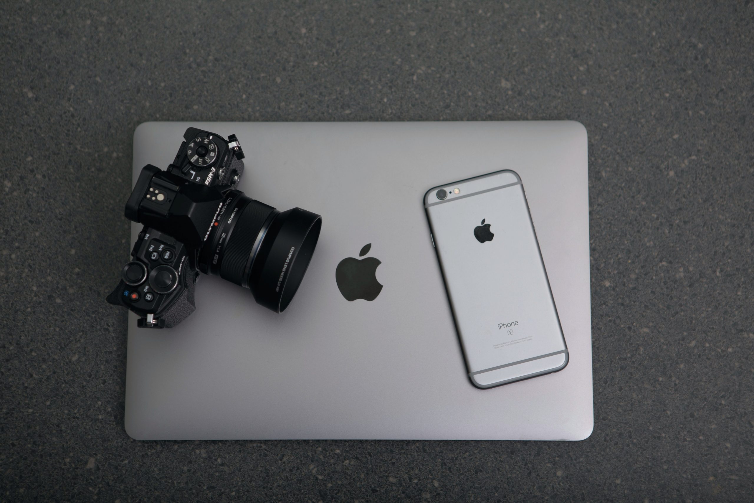 Perbandingan Kualitas Kamera DSLR dan Kamera iPhone, Mana yang Lebih Unggul?
