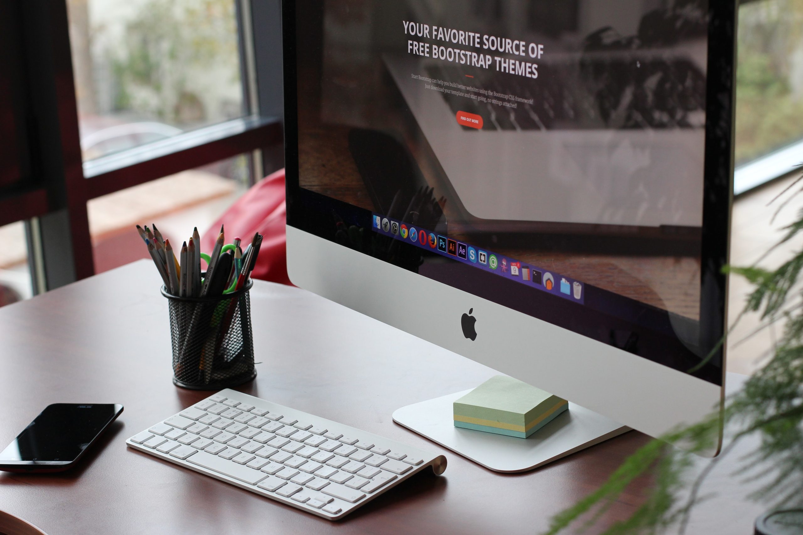 Monitor All-in-One dengan Kombinasi Elegan Antara Komputer dan Layar