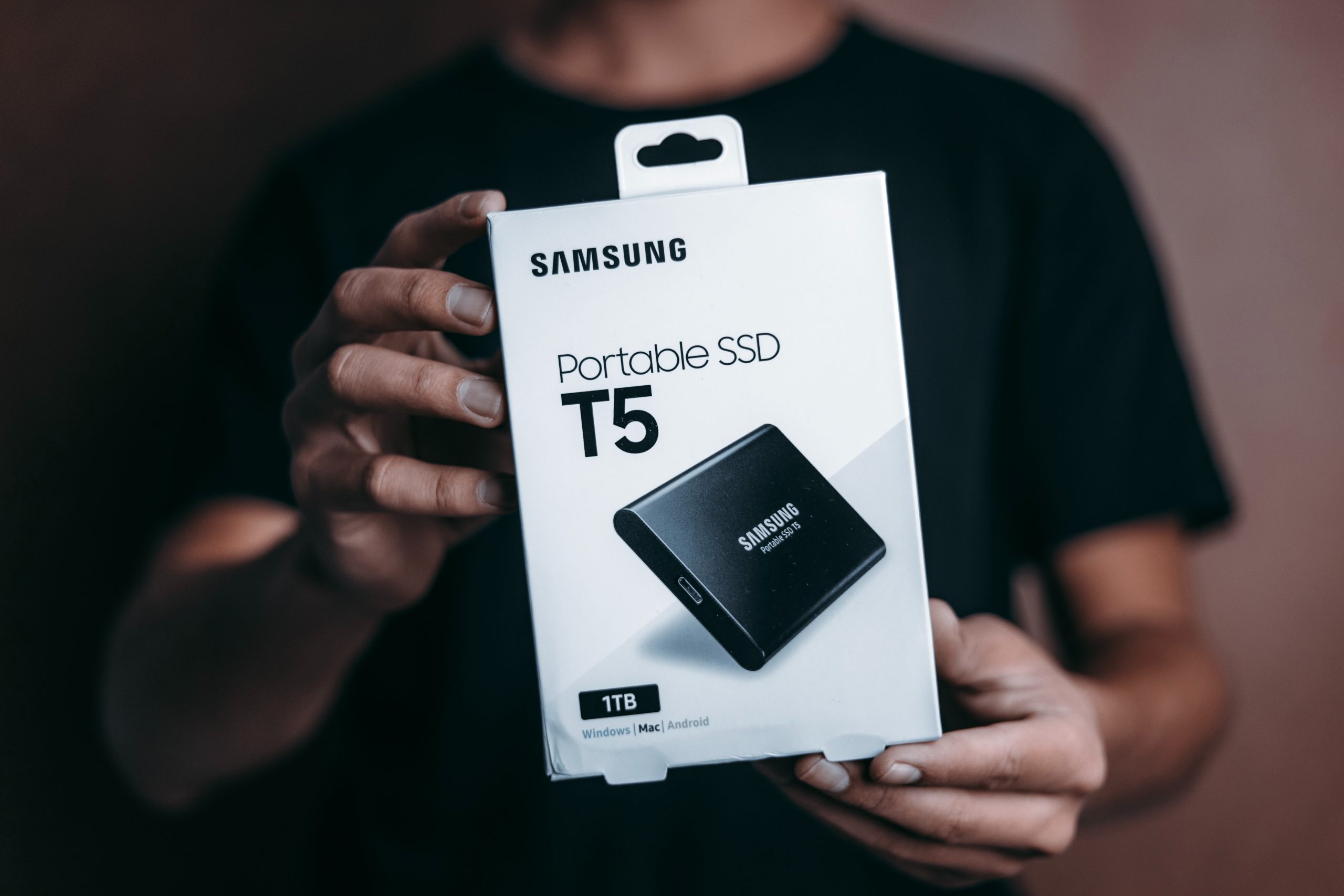 Meningkatkan Mobilitas dan Penyimpanan Data dengan Portable SSD